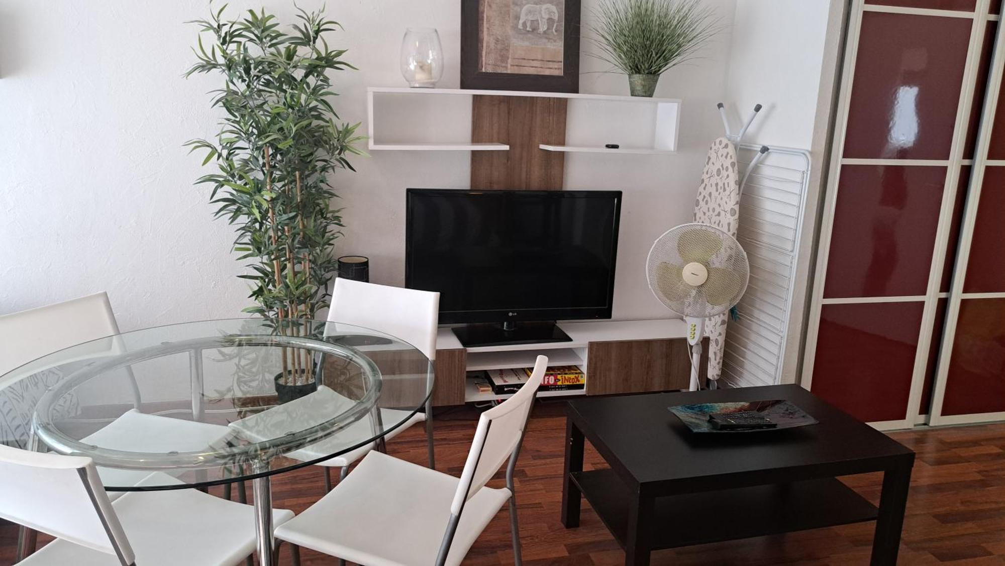 Studio Cosy 33 M² Limite Lyon. Parking Privatif. Bron Exterior photo